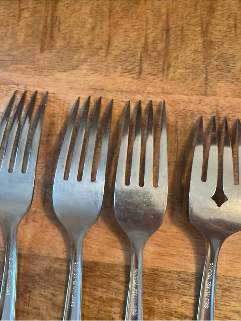 Oneida Roseanne Stainless Flatware Set Of 7